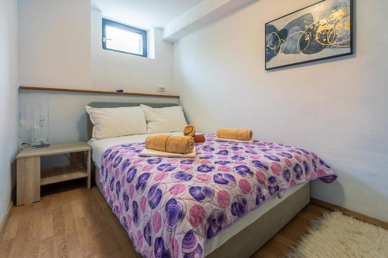 Apartments Zec Selce Exterior photo
