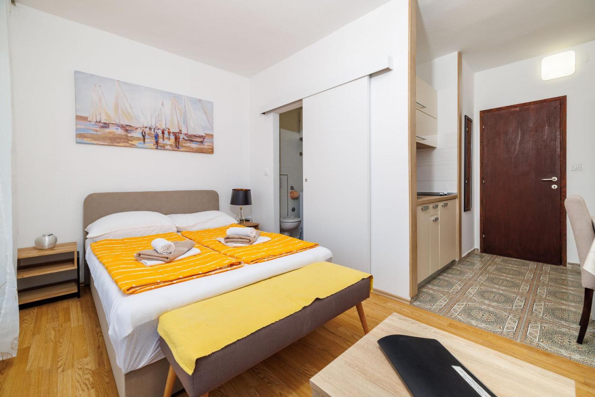 Apartments Zec Selce Exterior photo